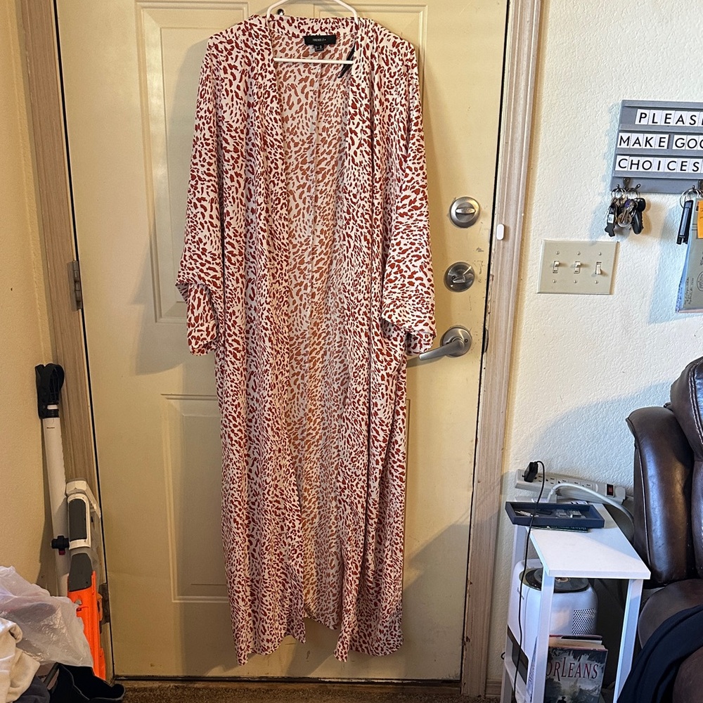 Forever 21 Rust and White Animal Print Kimono